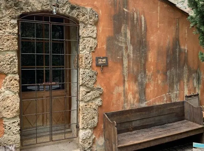 La Bouscatiere 4* Мустье-Сент-Мари