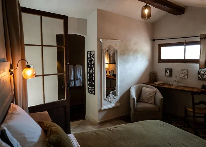 La Bouscatiere Мустье-Сент-Мари