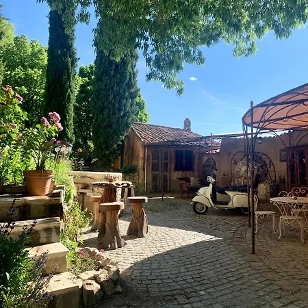 La Bouscatiere موستيه سانت ماري